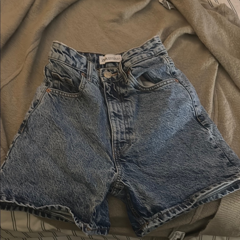 Zara Blue Jean Shorts High-Waisted Vintage Style